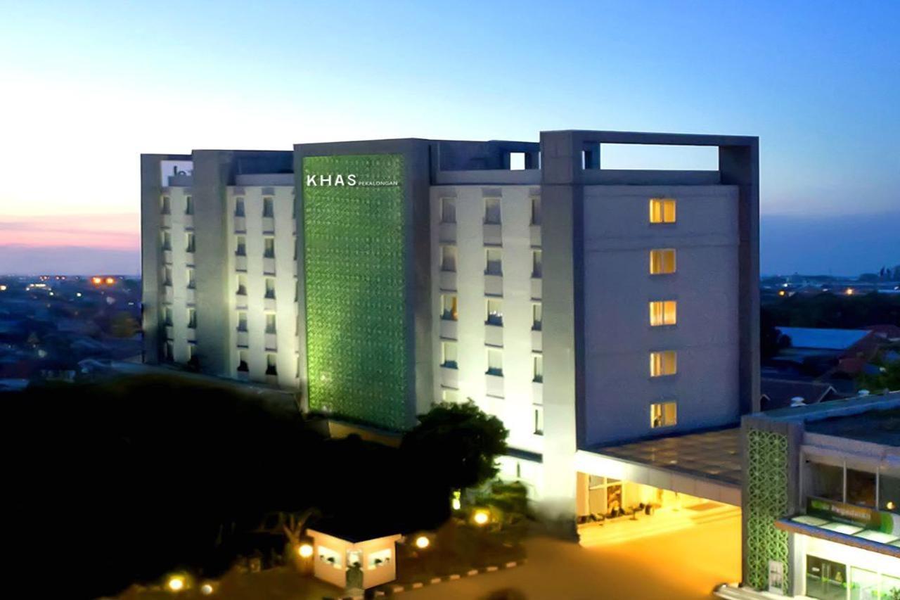 Khas Hotel Pekalongan Exterior photo